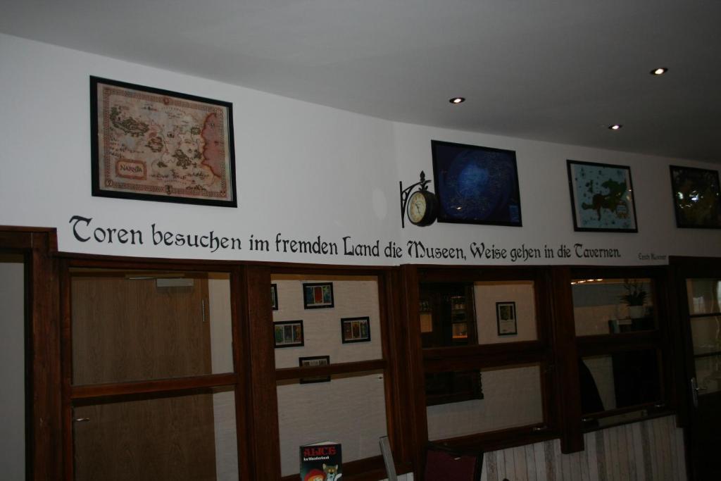Hinter Den Spiegeln Hotel Heimbach Exterior photo